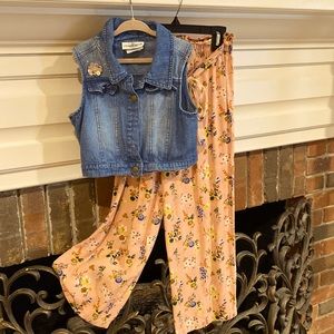 Rare Edition Little Girls Denim Vest and Printed Wide Leg Pants Set Size 8